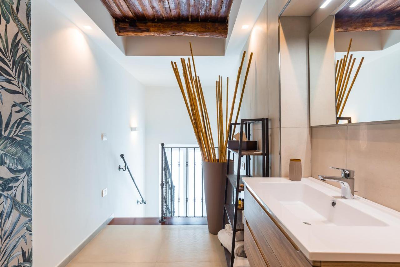 Residenza Partanna By Napoliapartments Ngoại thất bức ảnh