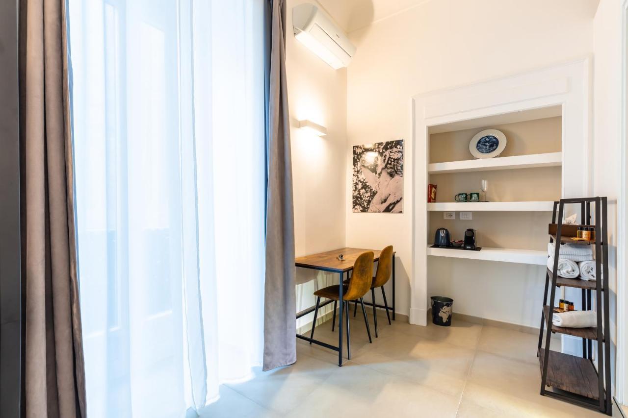 Residenza Partanna By Napoliapartments Ngoại thất bức ảnh
